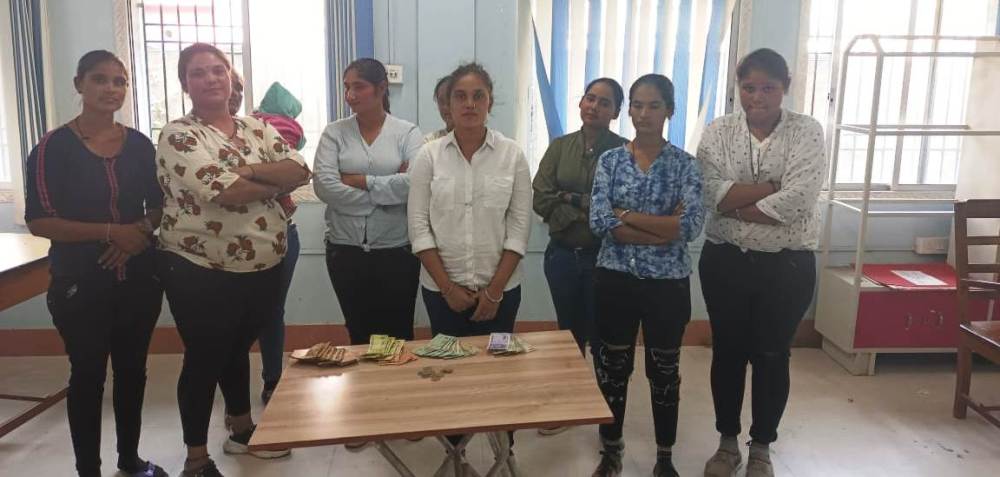 Malda news: विभिन्न ट्रक चालकों और राहगीरों से अवैध वसूली करते 9 महिलाएं गिरफ्तार