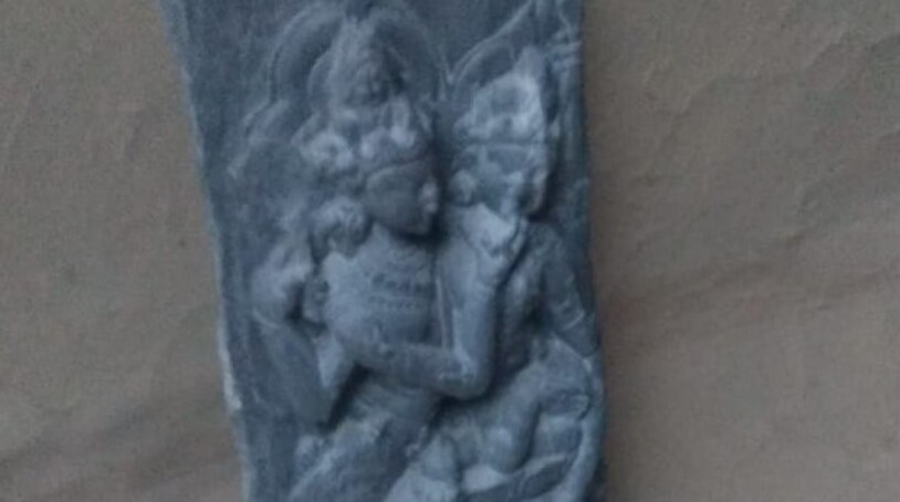 D.Dinajpur news: হরিরামপুরে পুকুর খননের সময় শিব পার্বতীর মূর্তি উদ্ধার