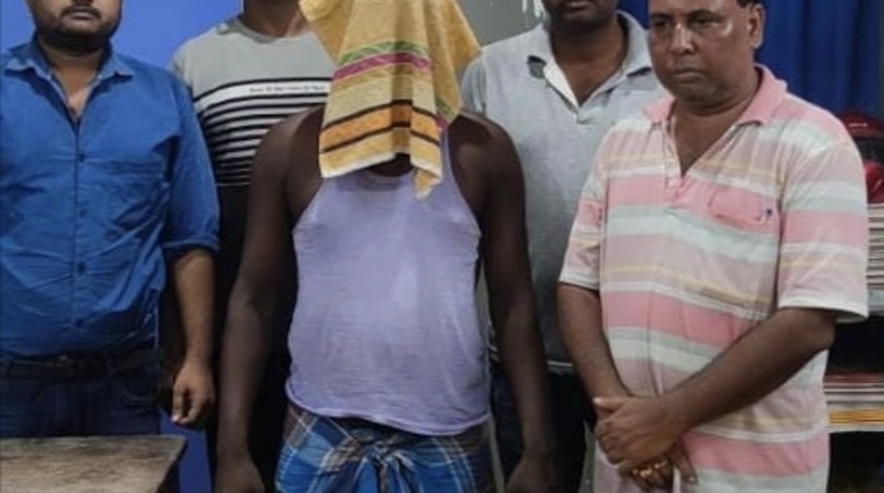 Arms rescued at Malda: পঞ্চায়েত ভোটের নমিনেশন পর্বের মধ্যেই আবারও অস্ত্র উদ্ধার মালদায়, গ্রেপ্তার এক যুবক